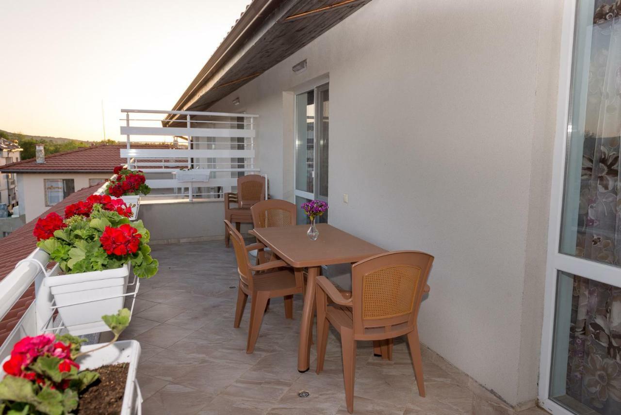 Hiora Apartments Vasiliko Царёво Экстерьер фото